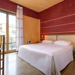 Porta Nuova 80 Vérone